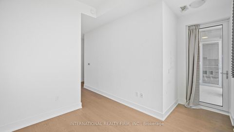 Photo 22 at 5409 - 1 Yorkville Avenue, Annex, Toronto