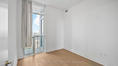 Photo 32 at 5409 - 1 Yorkville Avenue, Annex, Toronto