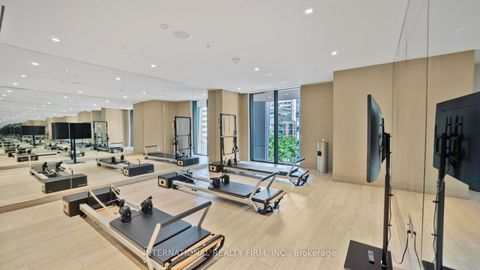 Photo 37 at 5409 - 1 Yorkville Avenue, Annex, Toronto