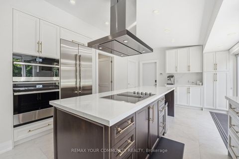 Photo 21 at 35 Idleswift Drive, Uplands, Vaughan