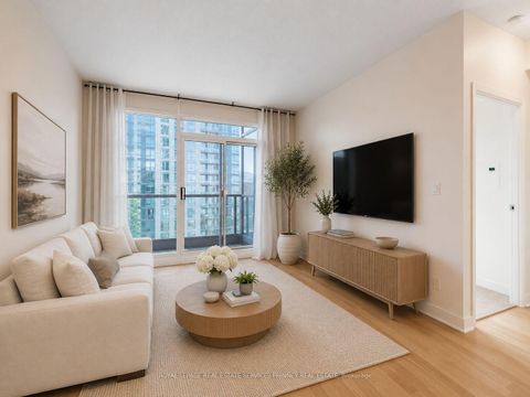 Photo 2 at 2806 - 219 Fort York Boulevard, Niagara, Toronto