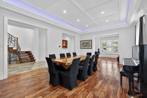 Photo 13 at 374 Elmwood Avenue, Harding, Richmond Hill