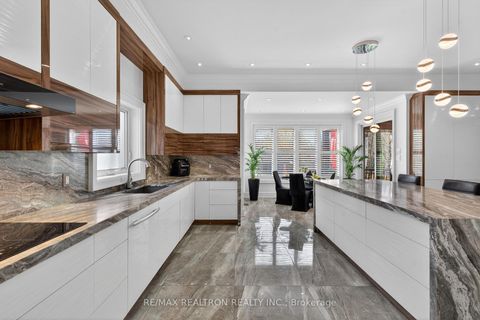 Photo 25 at 374 Elmwood Avenue, Harding, Richmond Hill