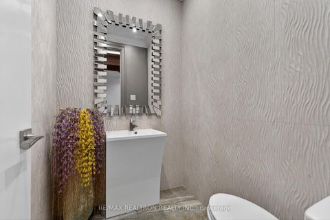 Photo 30 at 374 Elmwood Avenue, Harding, Richmond Hill