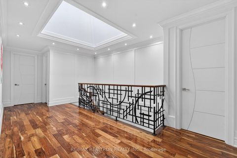 Photo 32 at 374 Elmwood Avenue, Harding, Richmond Hill