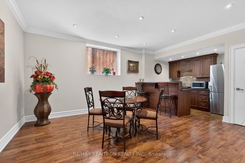 Photo 44 at 374 Elmwood Avenue, Harding, Richmond Hill
