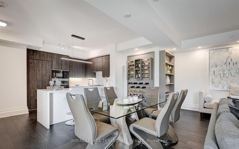Photo 13 at 401 - 3 Southvale Drive, Leaside, Toronto
