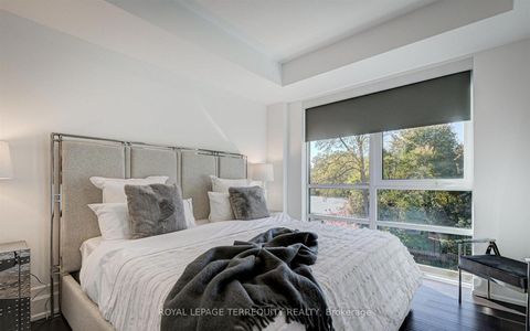 Photo 16 at 401 - 3 Southvale Drive, Leaside, Toronto
