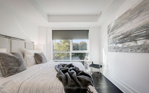 Photo 18 at 401 - 3 Southvale Drive, Leaside, Toronto
