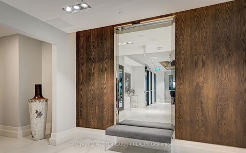 Photo 27 at 401 - 3 Southvale Drive, Leaside, Toronto