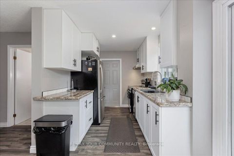 Photo 10 at 1005 Vance Crescent, Rural Innisfil, Innisfil