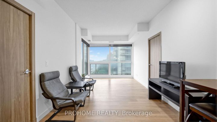 Photo 8 at 1006 - 27 McMahon Drive, Bayview Village, Toronto
