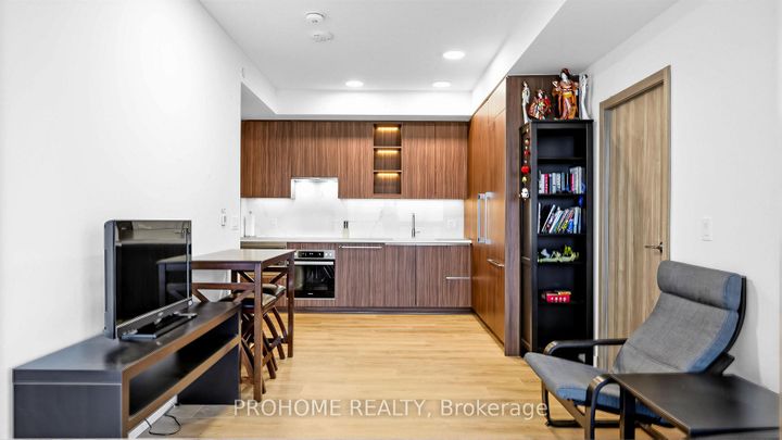 Photo 9 at 1006 - 27 McMahon Drive, Bayview Village, Toronto