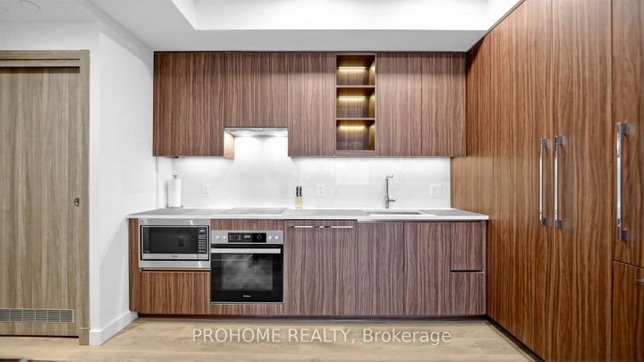 Photo 10 at 1006 - 27 McMahon Drive, Bayview Village, Toronto