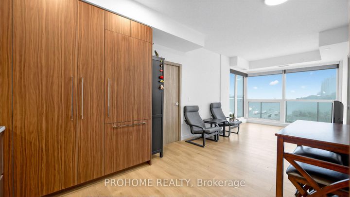 Photo 11 at 1006 - 27 McMahon Drive, Bayview Village, Toronto