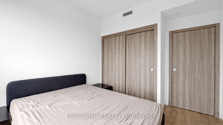 Photo 20 at 1006 - 27 McMahon Drive, Bayview Village, Toronto