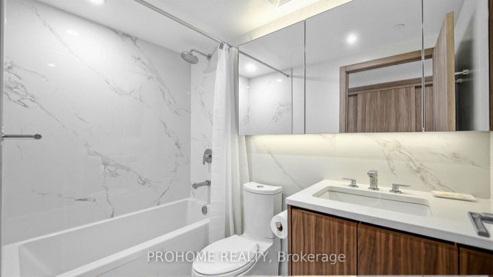 Photo 21 at 1006 - 27 McMahon Drive, Bayview Village, Toronto