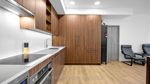 Photo 5 at 1006 - 27 McMahon Drive, Bayview Village, Toronto