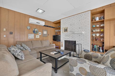 Photo 6 at 9 Tikvah Circle, Historic Lakeshore Communities, Georgina