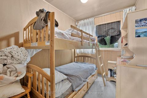 Photo 14 at 9 Tikvah Circle, Historic Lakeshore Communities, Georgina