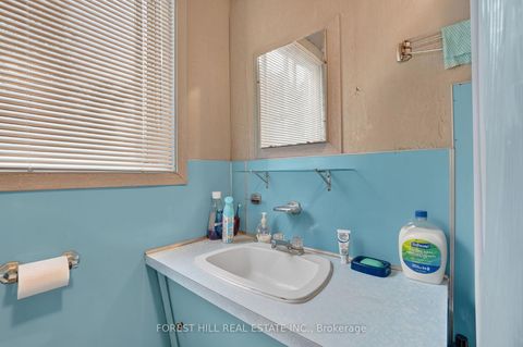 Photo 32 at 9 Tikvah Circle, Historic Lakeshore Communities, Georgina