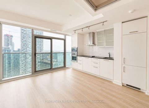 Photo 6 at 5101 - 12 York Street, Waterfront Communities C1, Toronto