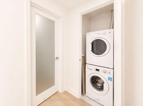 Photo 11 at 5101 - 12 York Street, Waterfront Communities C1, Toronto
