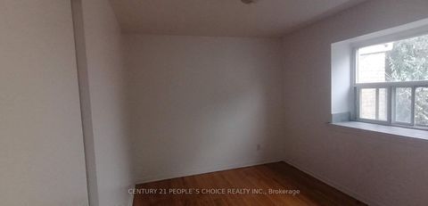 Photo 19 at 9 - 17 Gosford Boulevard, Black Creek, Toronto