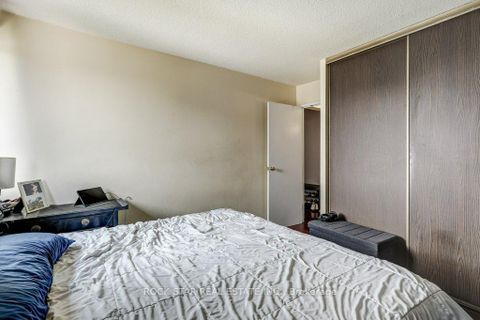 Photo 19 at 1711 - 10 Sunny Glenway, Flemingdon Park, Toronto
