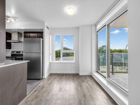 Photo 12 at 808 - 25 Town Centre Court, Bendale, Toronto