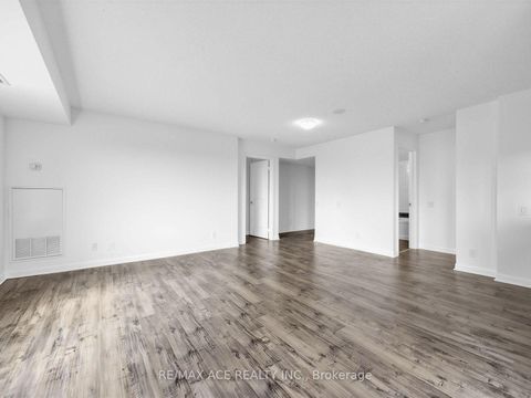 Photo 14 at 808 - 25 Town Centre Court, Bendale, Toronto