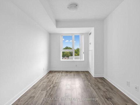 Photo 17 at 808 - 25 Town Centre Court, Bendale, Toronto