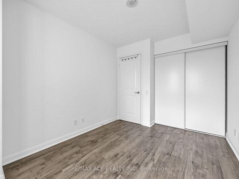Photo 18 at 808 - 25 Town Centre Court, Bendale, Toronto