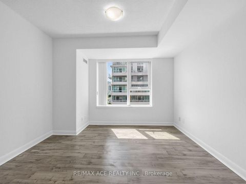 Photo 21 at 808 - 25 Town Centre Court, Bendale, Toronto