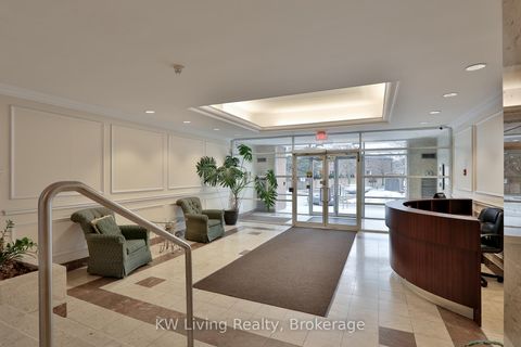 Photo 2 at 101 - 9 Chalmers Road, Doncrest, Richmond Hill