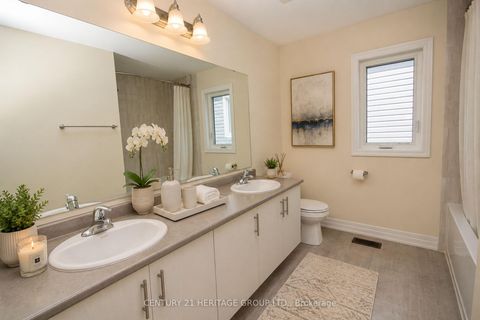 Photo 11 at 83 Kingknoll Crescent, Keswick South, Georgina