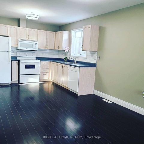 Photo 2 at 162 Hanmer Street E, East Bayfield, Barrie