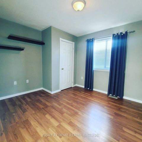 Photo 3 at 162 Hanmer Street E, East Bayfield, Barrie