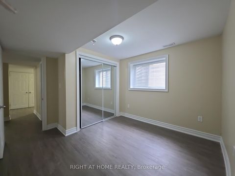 Photo 10 at 162 Hanmer Street E, East Bayfield, Barrie