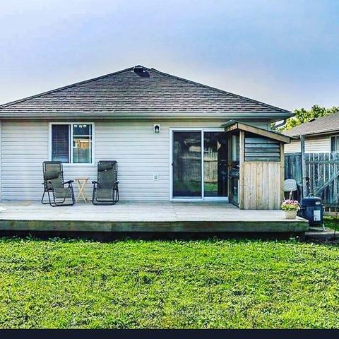 Photo 15 at 162 Hanmer Street E, East Bayfield, Barrie