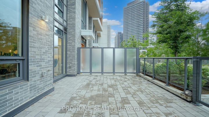 Photo 1 at 111 - 27 McMahon Drive, Bayview Village, Toronto