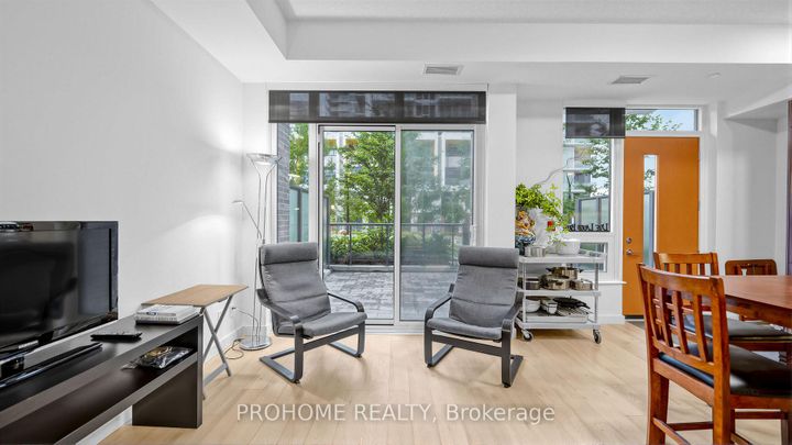 Photo 10 at 111 - 27 McMahon Drive, Bayview Village, Toronto