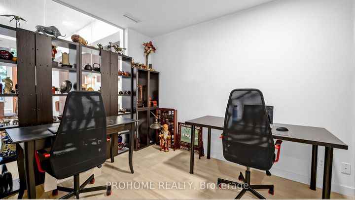 Photo 14 at 111 - 27 McMahon Drive, Bayview Village, Toronto
