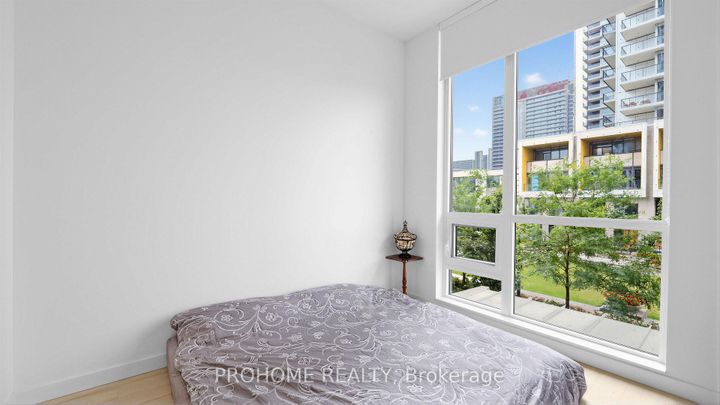 Photo 18 at 111 - 27 McMahon Drive, Bayview Village, Toronto