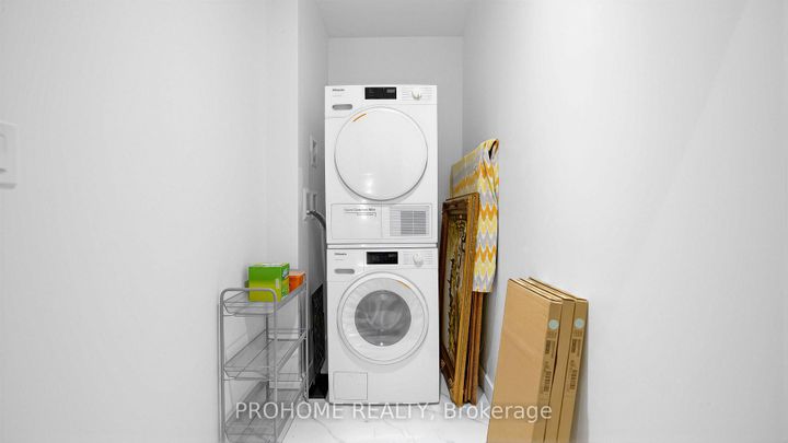 Photo 28 at 111 - 27 McMahon Drive, Bayview Village, Toronto
