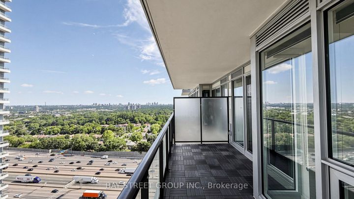 Photo 4 at 2515 - 95 McMahon Drive, Bayview Village, Toronto