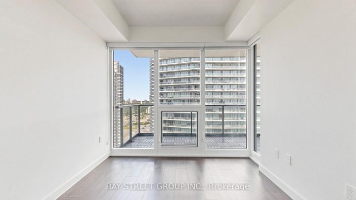 Photo 8 at 2515 - 95 McMahon Drive, Bayview Village, Toronto