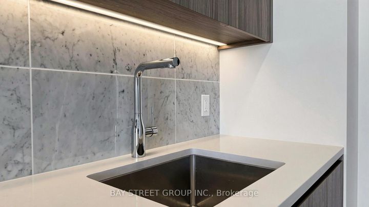 Photo 22 at 2515 - 95 McMahon Drive, Bayview Village, Toronto