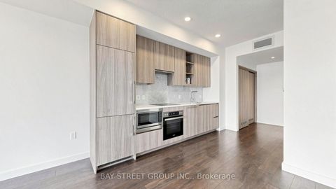 Photo 21 at 2515 - 95 McMahon Drive, Bayview Village, Toronto