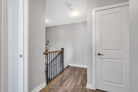 Photo 20 at 61 - 2315 Sheppard Avenue W, Pelmo Park W5, Toronto
